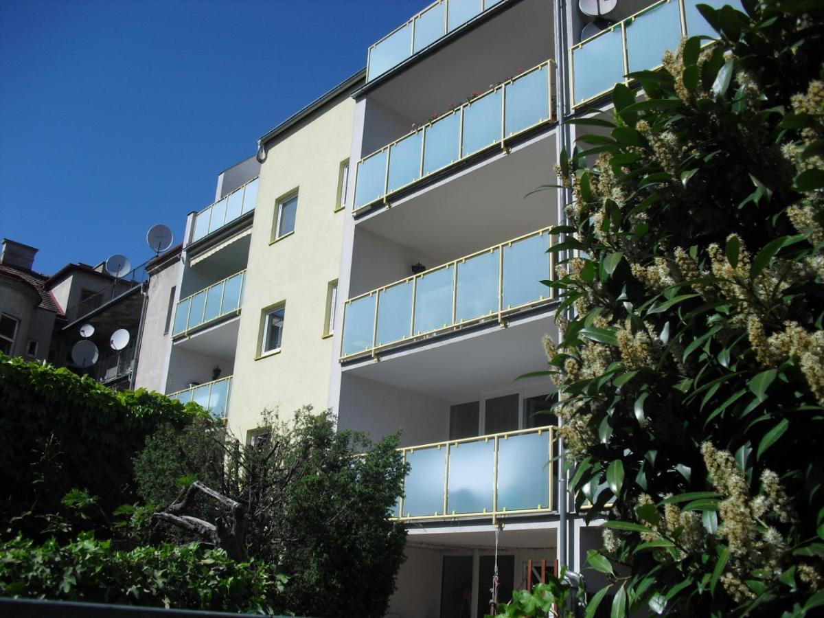 Serviced Apartment With Sunny Balcony Vienne Extérieur photo